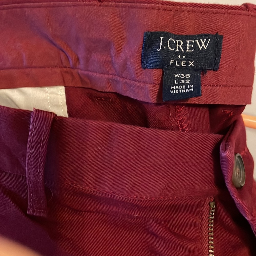 Red pants - Picture 2 of 2